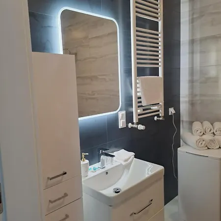 아파트 Jbhotels Deluxe Hanza Tower