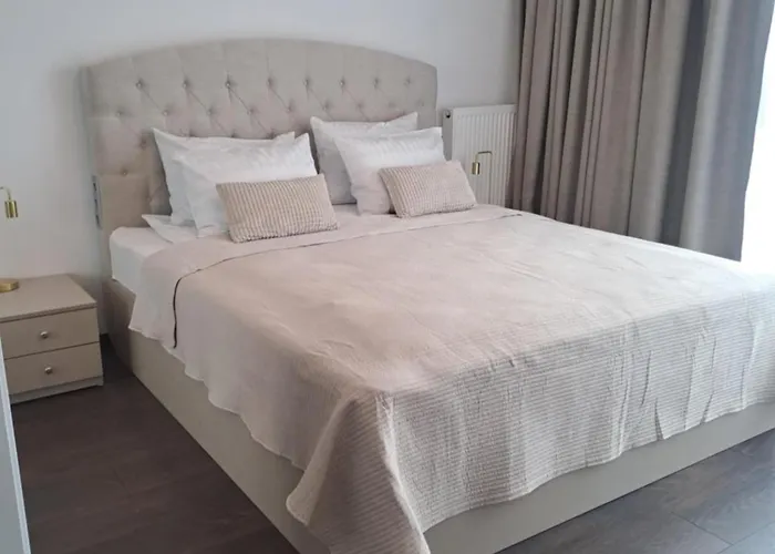 Jbhotels Deluxe Hanza Tower Apartamento